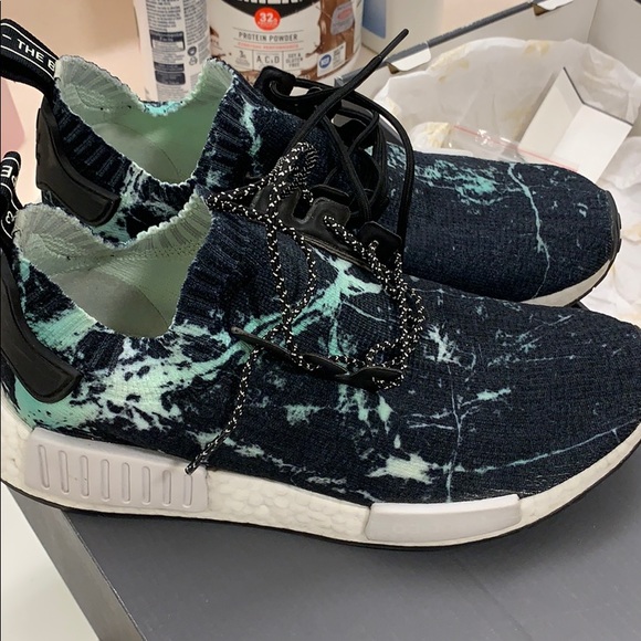 Adidas NMD R1 - Picture 5 of 5